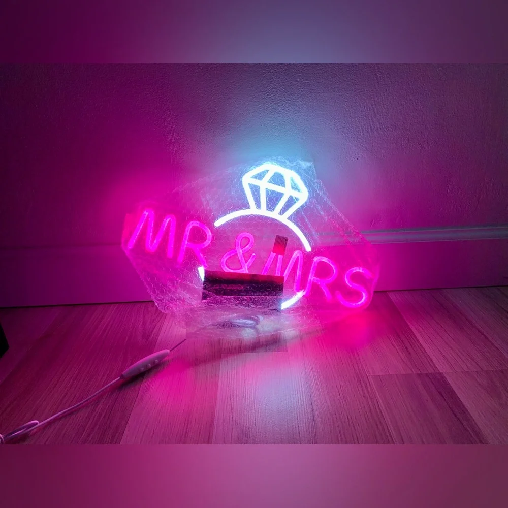 Wedding sign neon sign Mr & Mrs bride and groom bachelorette bridal shower