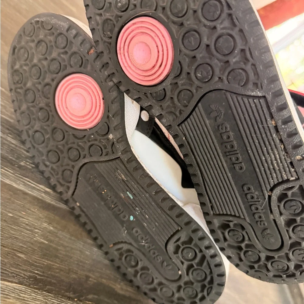 adidas charming sneakers