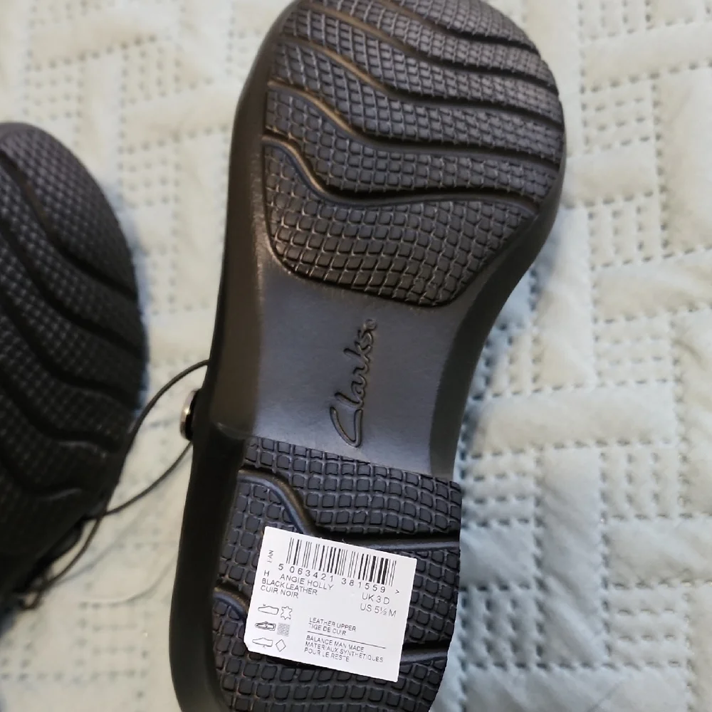Clarks Black Leather Comfort Loafers