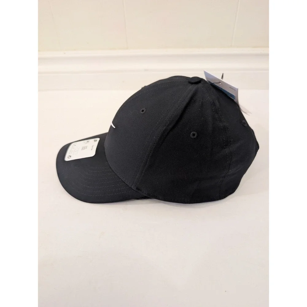NWT Size M/L Nike Dri-Fit Club Black Dad Cap Golf Tennis White Swoosh Men's New!