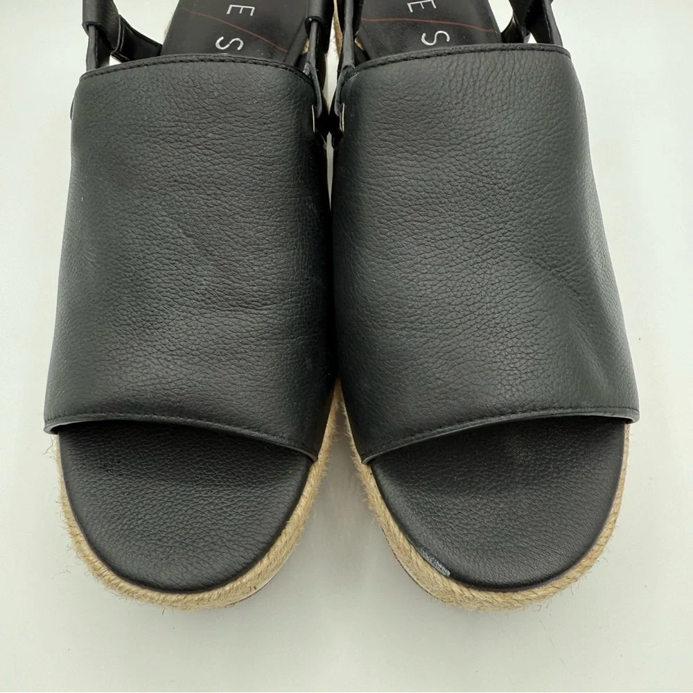 black wedge