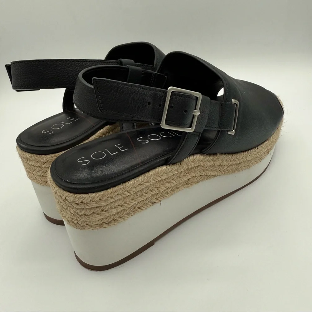 black wedge