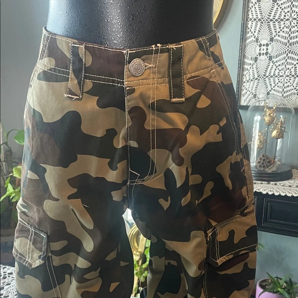 True Religion Camouflage Cargo Men Jeans