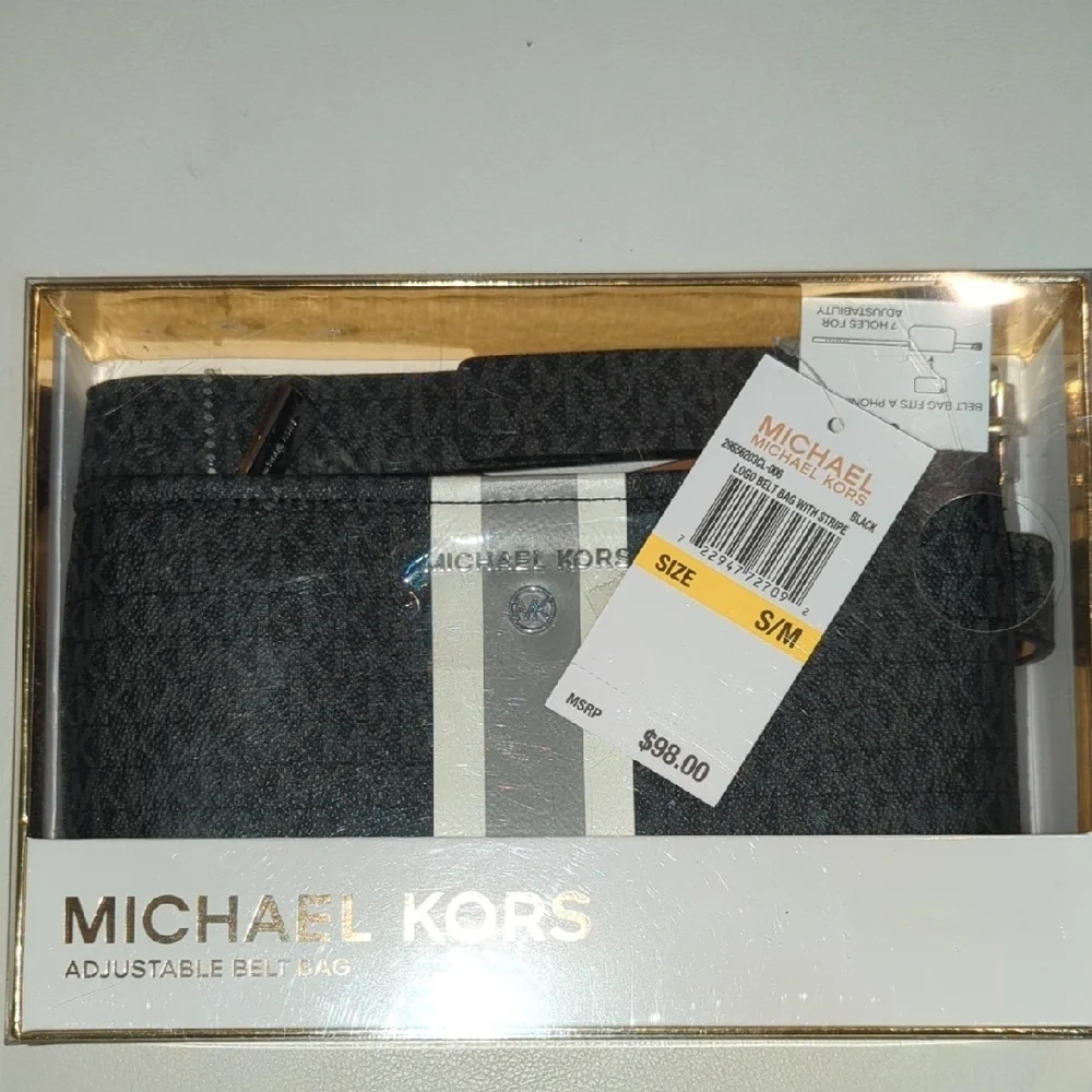 Michael Kors adjustable Black Belt Bag NWT