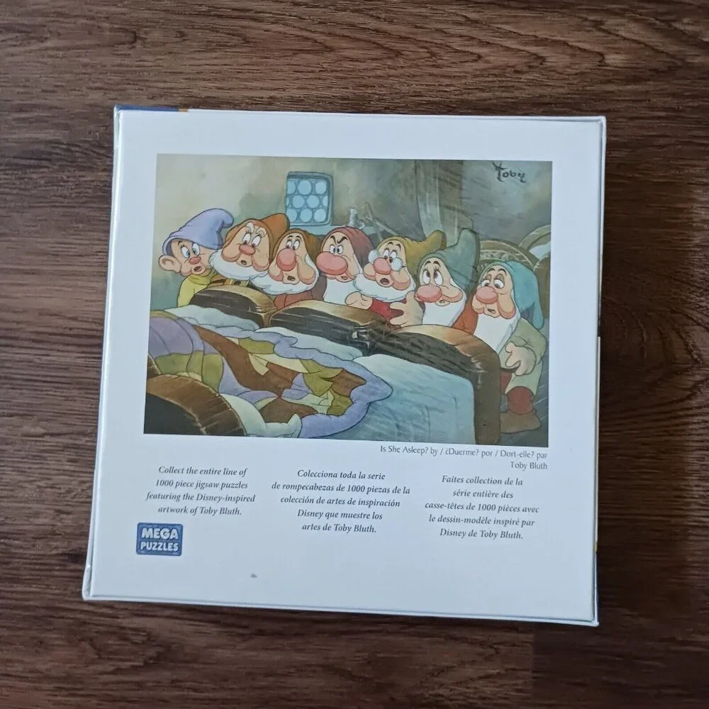 Disney Mega Snow White SEVEN DWARFS Puzzle 1000 Pc Artist Series - Is she Asleep