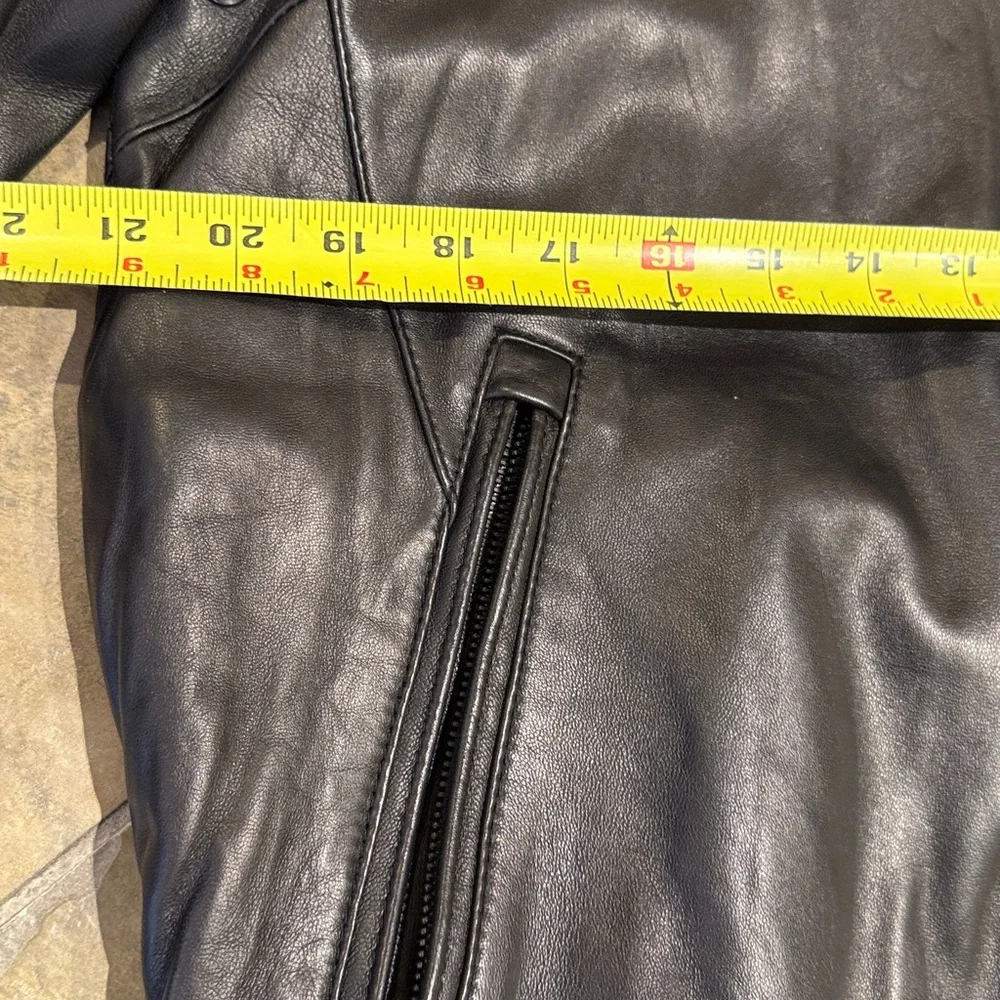 Tumi sophisticated weatherproof
