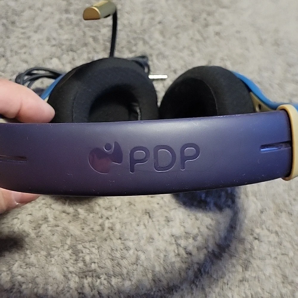 Nintendo blue tan