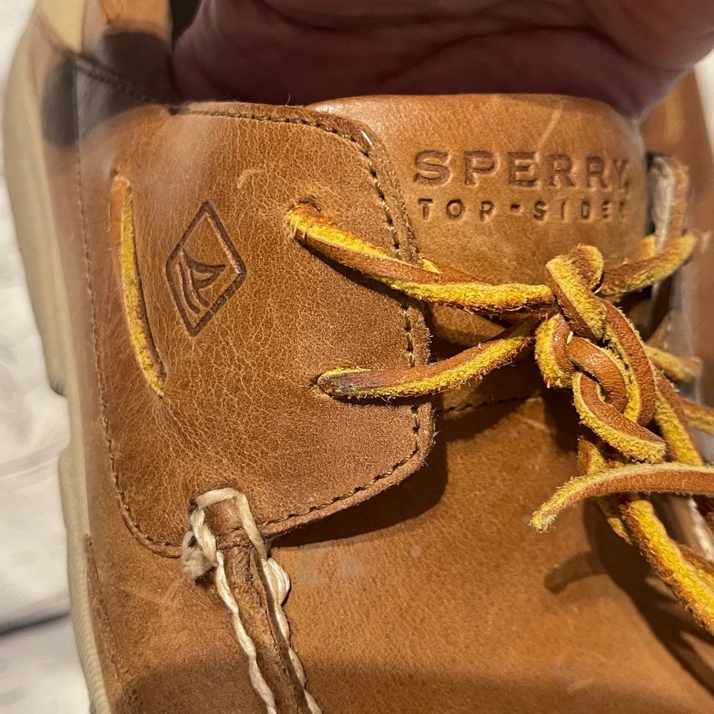 Sperry Men's Tan Leather Boat Shoes Size 10.5 Preowned
