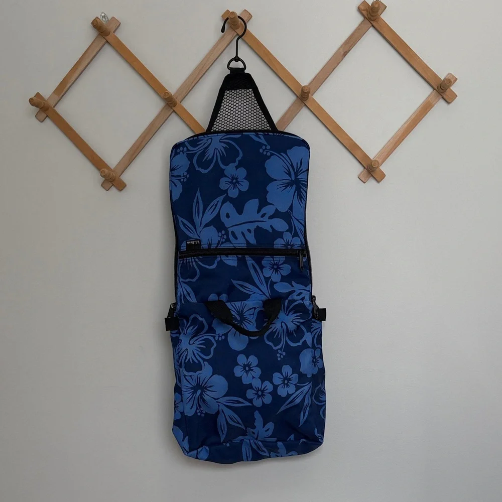 L.L. Bean Blue Floral travel toiletries bag