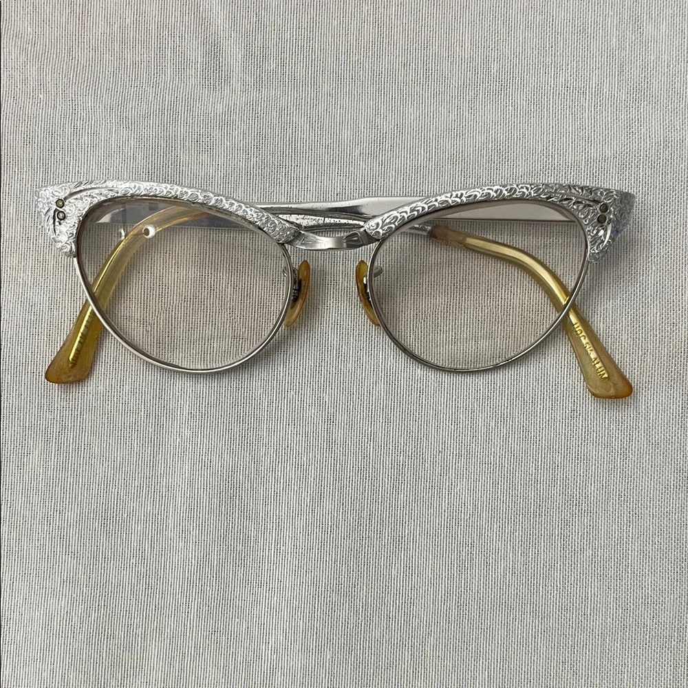 fitted frames