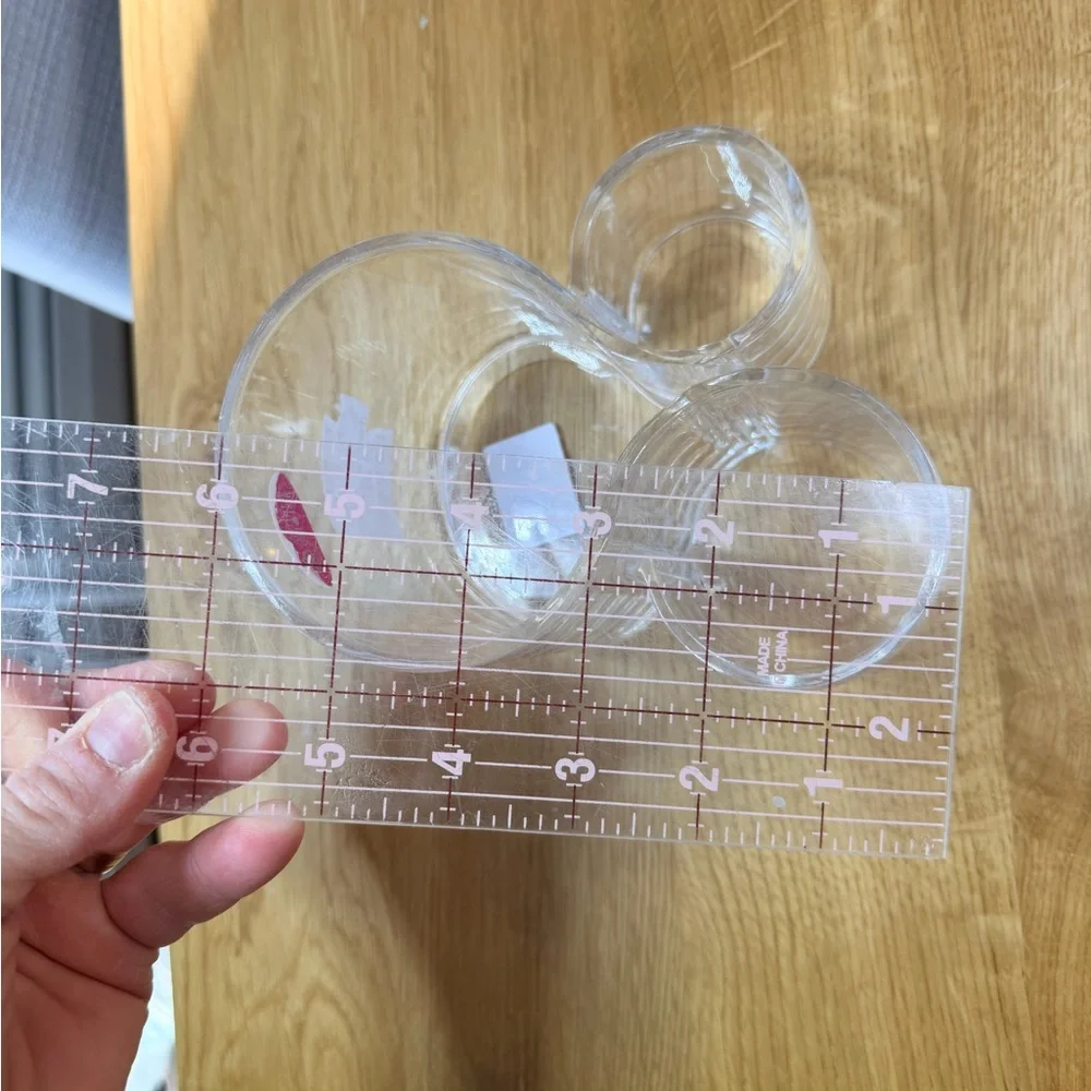 N/A clear plastic