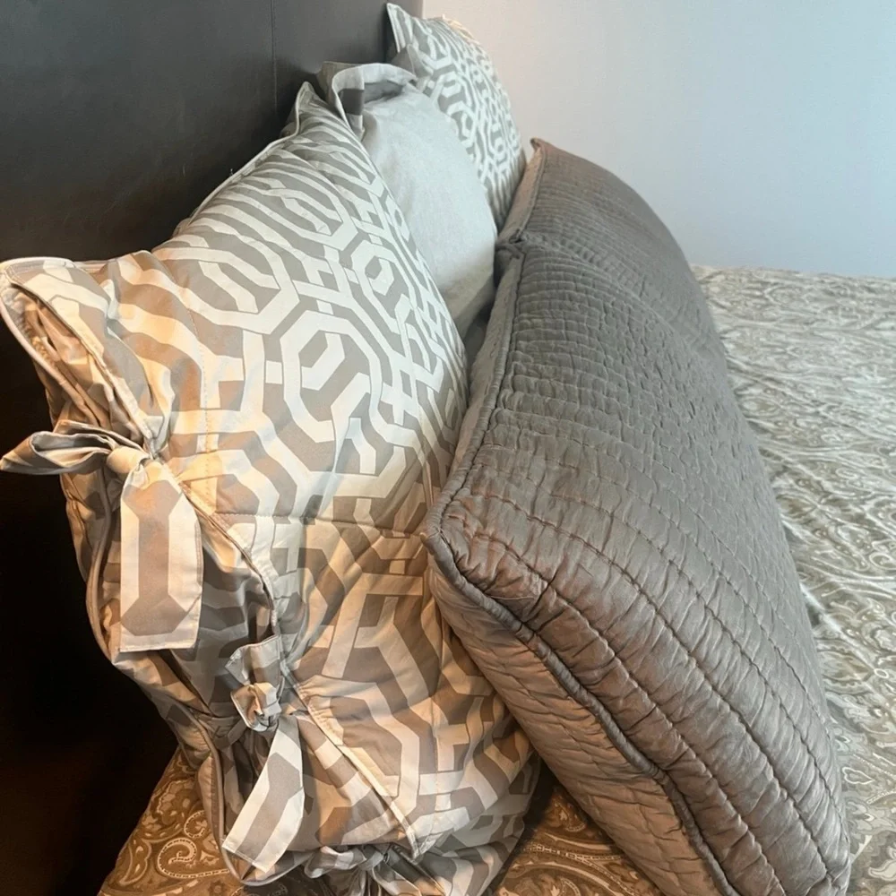 Pottery Barn piece king
