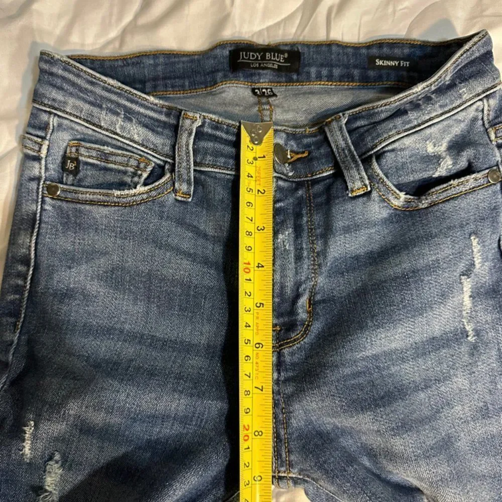 Judy Blue Jeans Size 2 Inseam 28 inches Skinny with 8.5 Blowfish Shoes