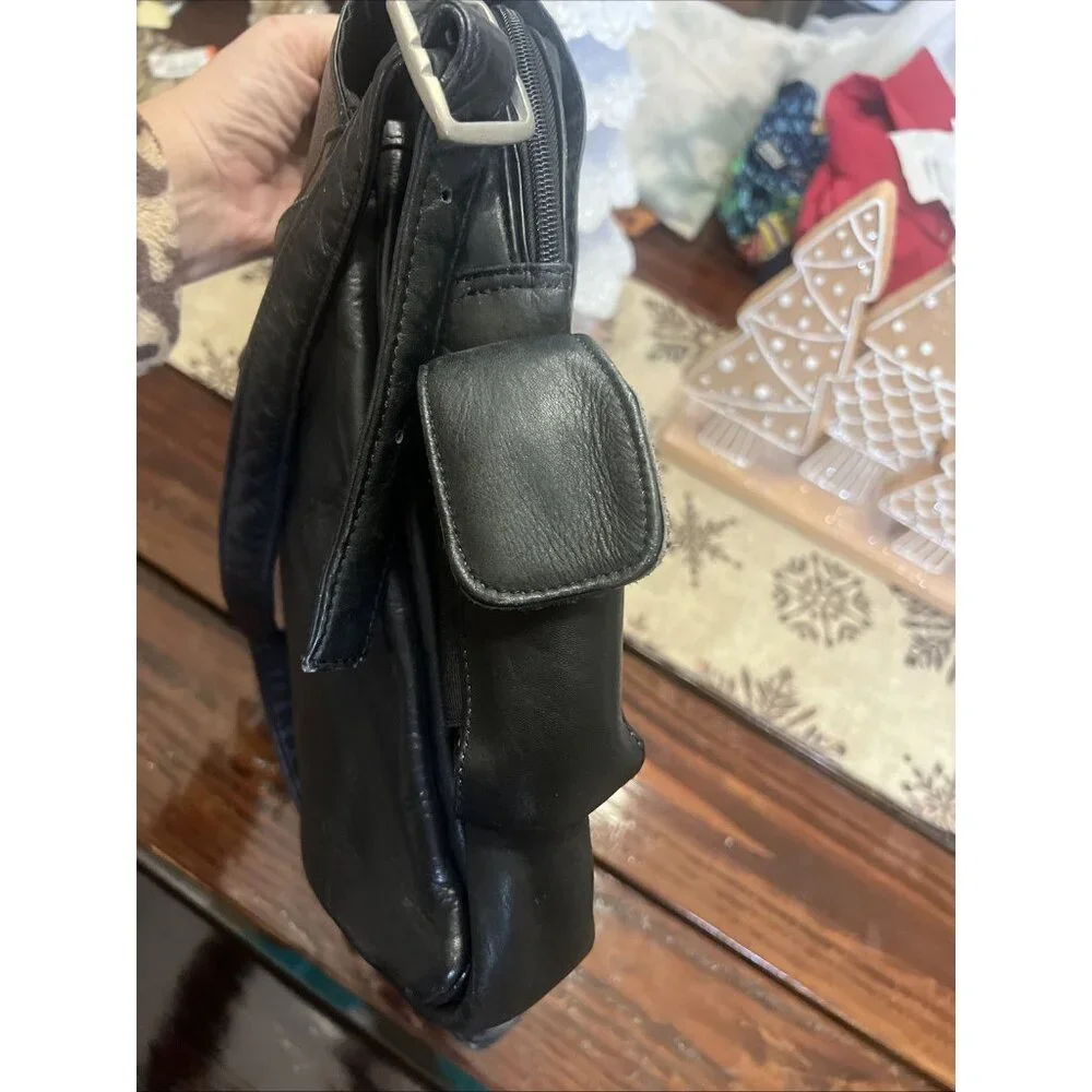 Columbia Made Genuine Black Leather Messenger Laptop Business Bag