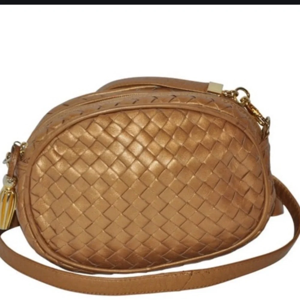 Bottega Veneta rare authentic