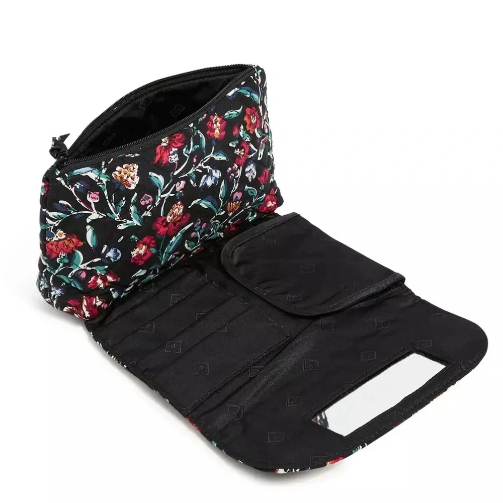 Vera Bradley this beautiful