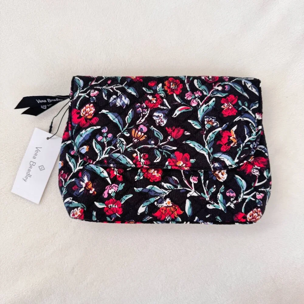 Vera Bradley this beautiful