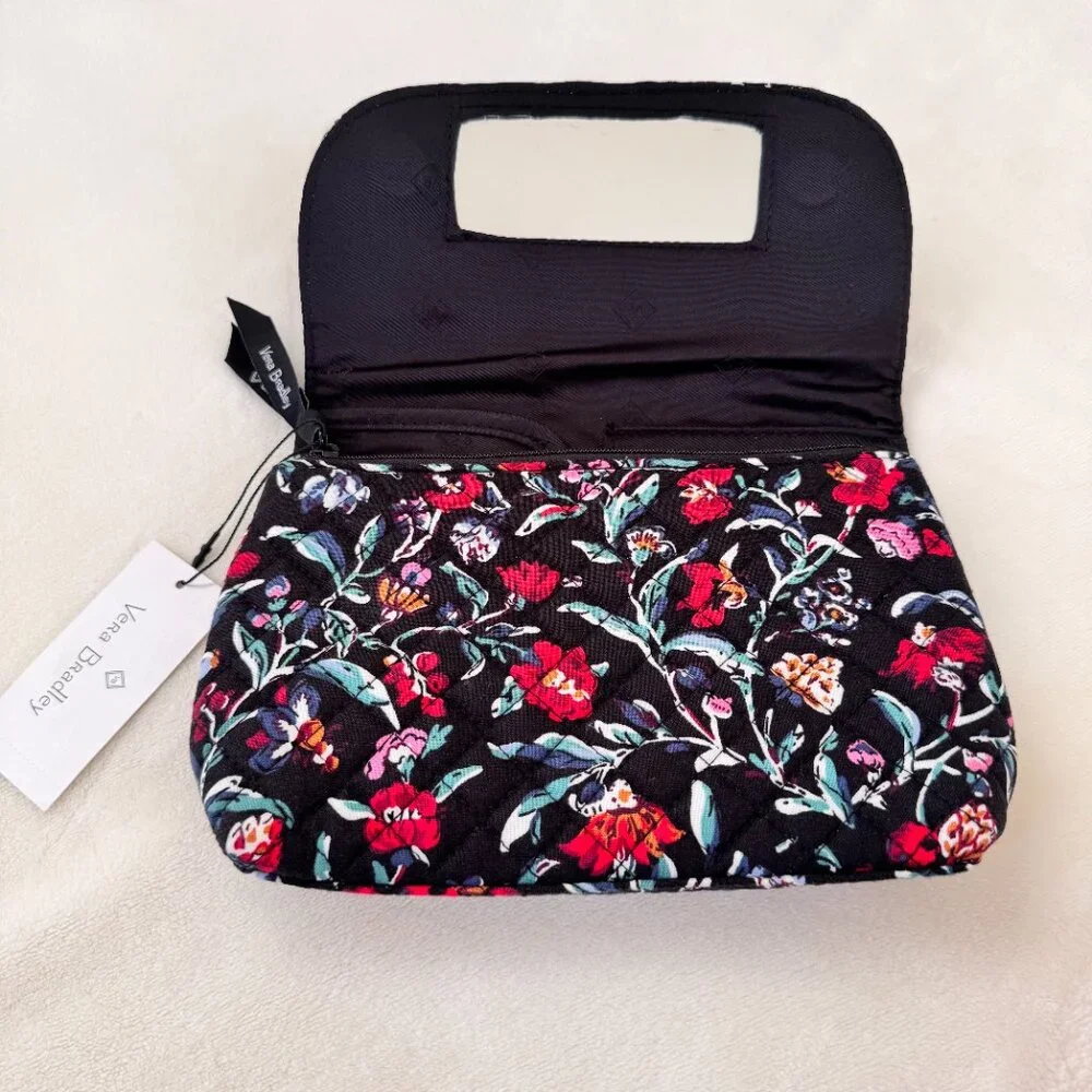 Vera Bradley this beautiful