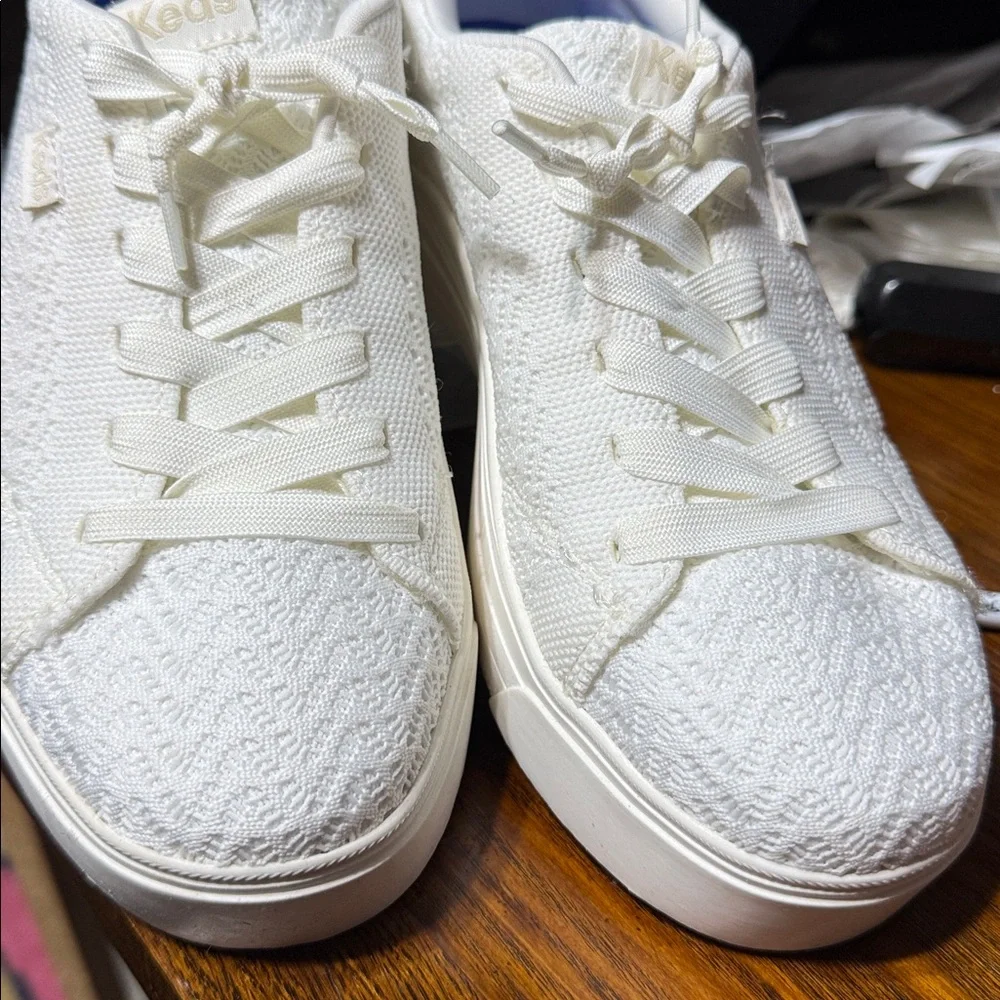 Keds chic off