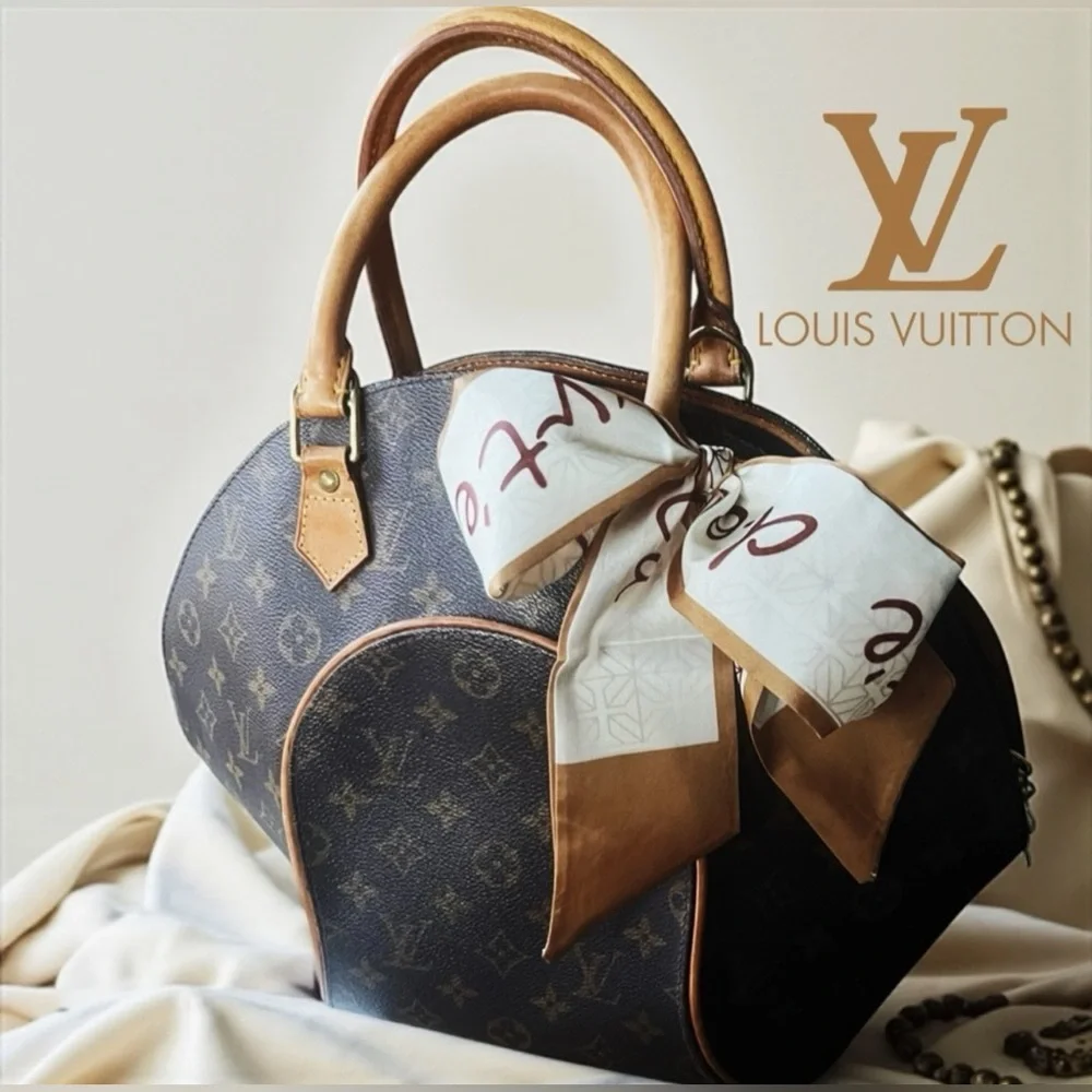 Louis Vuitton Monogram Ellipse Hand Bag with COA, A BEAUTY!