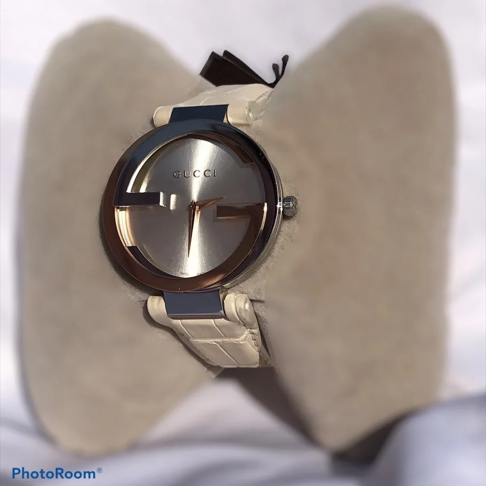 🆕 GUCCI 18k GOLD INTERLOCKING G WATCH