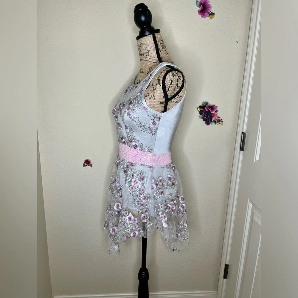 Curtain Call Silver/Gray with Floral Embroidery with Sheer Overskirt Sz Child L