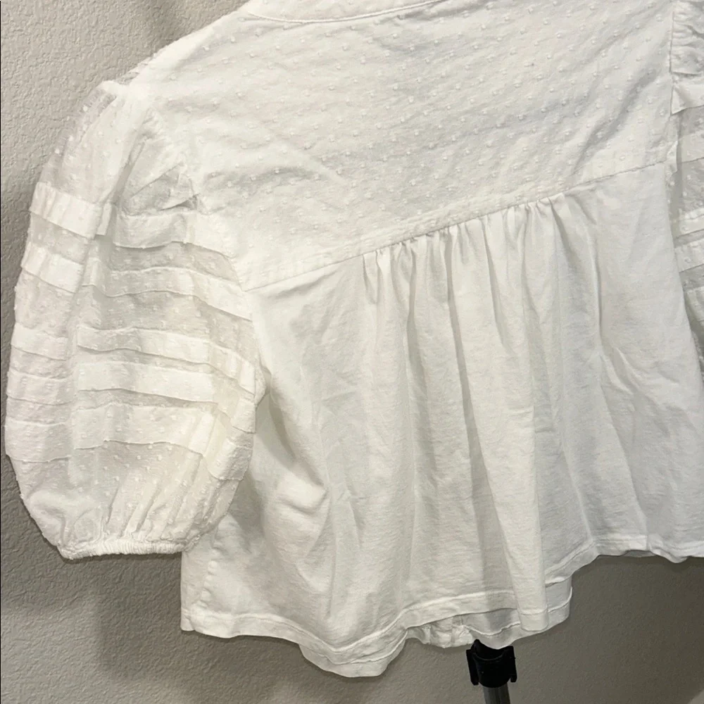 Anthropologie puff-sleeve swing dot White Textured Blouse