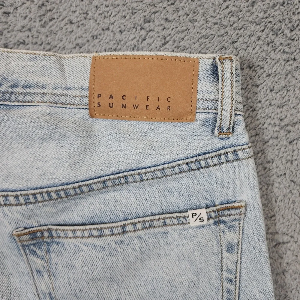 PacSun waist size
