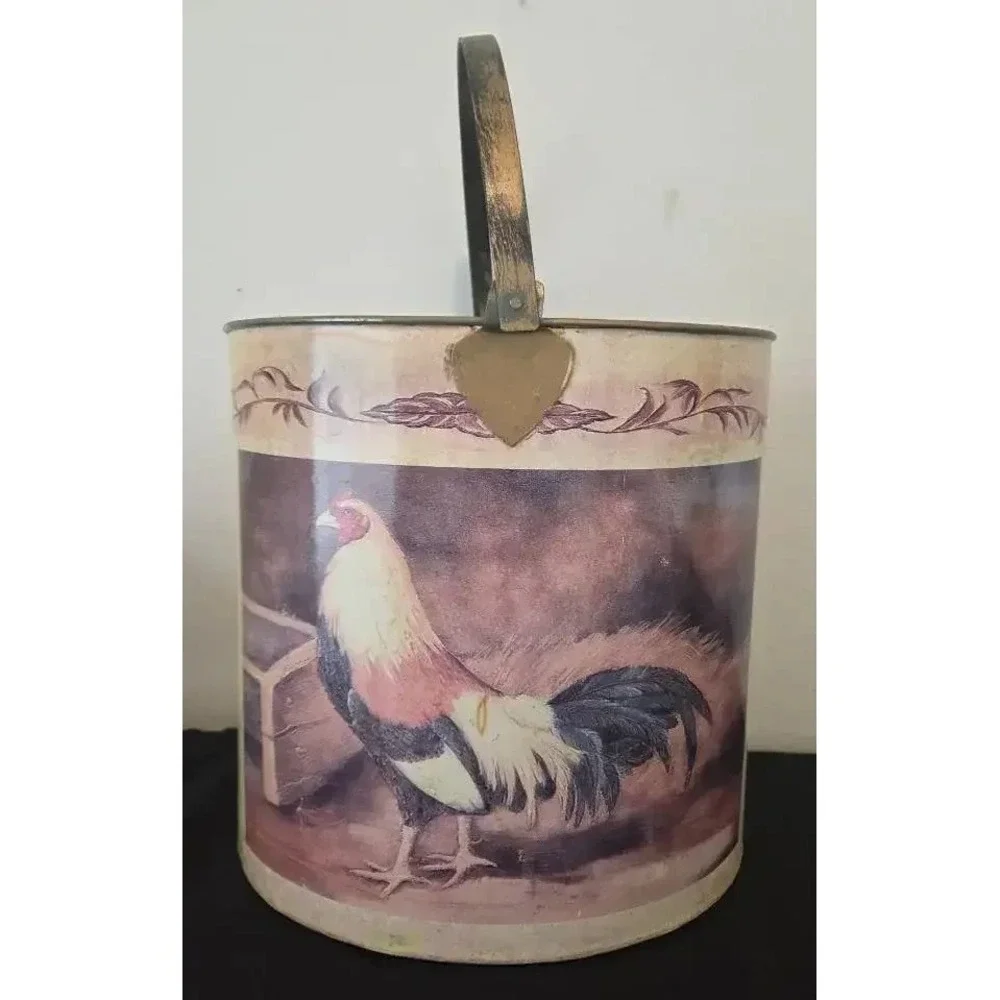 N/A rooster décor