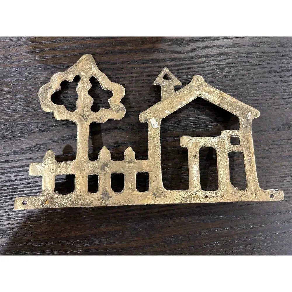 unknown brass key
