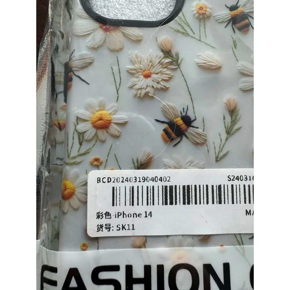 NWT iPhone 14 Floral Bee Case Daisy Cottagecore Clear Phone Cover