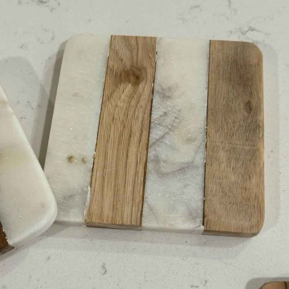 N/A wood square set