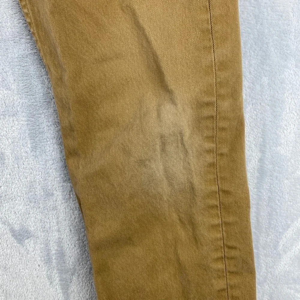 Levis distressed scuff