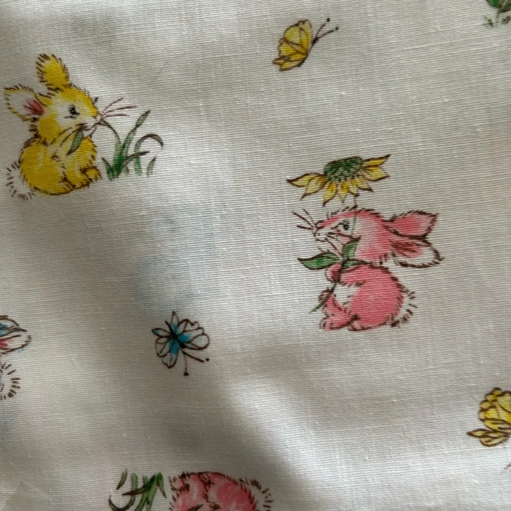 N/A vibrant fabric