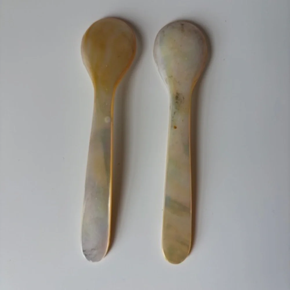 Vintage Small Serving Spoons Mother of Pearl Style Set of 2 Approx 4.5