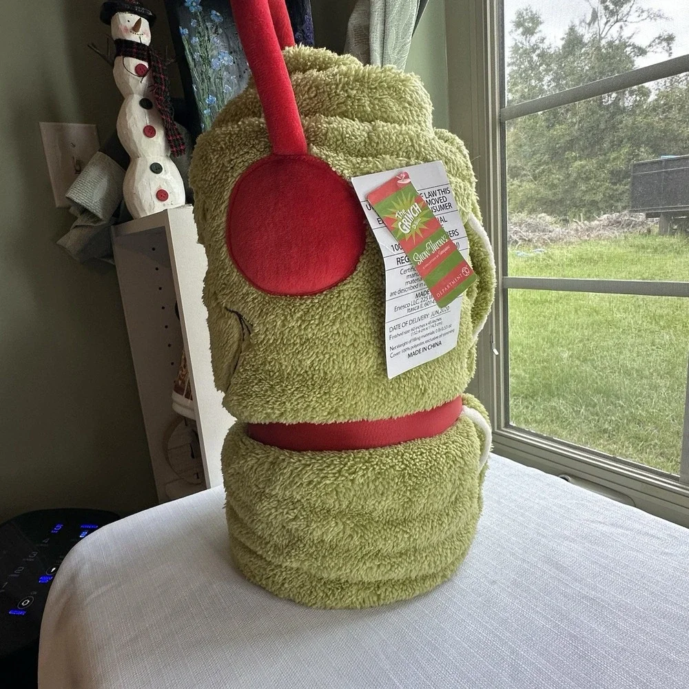 Department 56 snuggle up