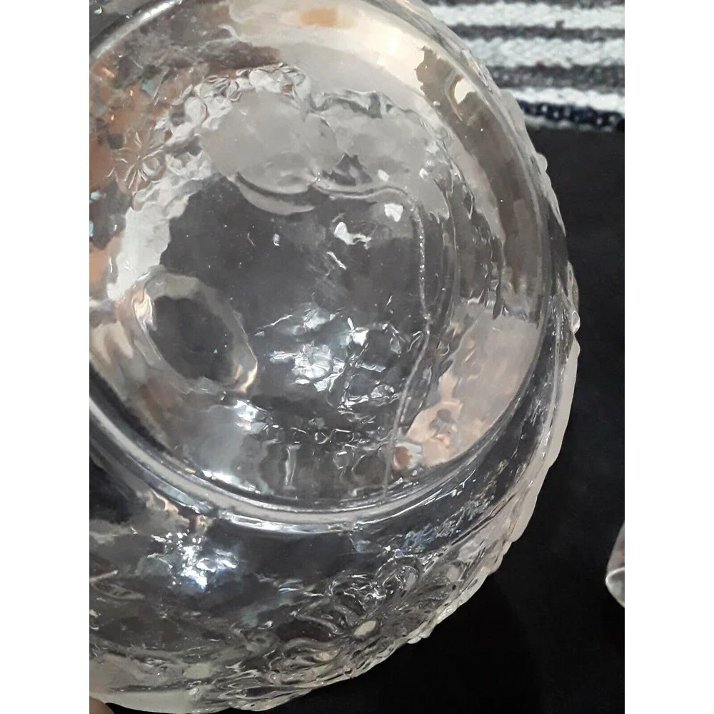 Classic Etched Decanter With Stopper
