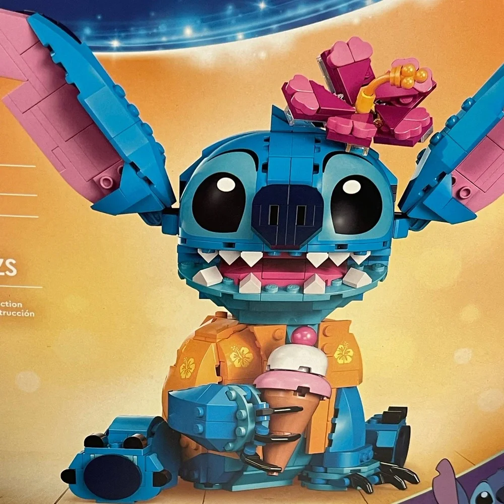 LEGO Disney 43249 Lilo & Stitch Building Toy Set 430Pcs 9+ NIB Sealed