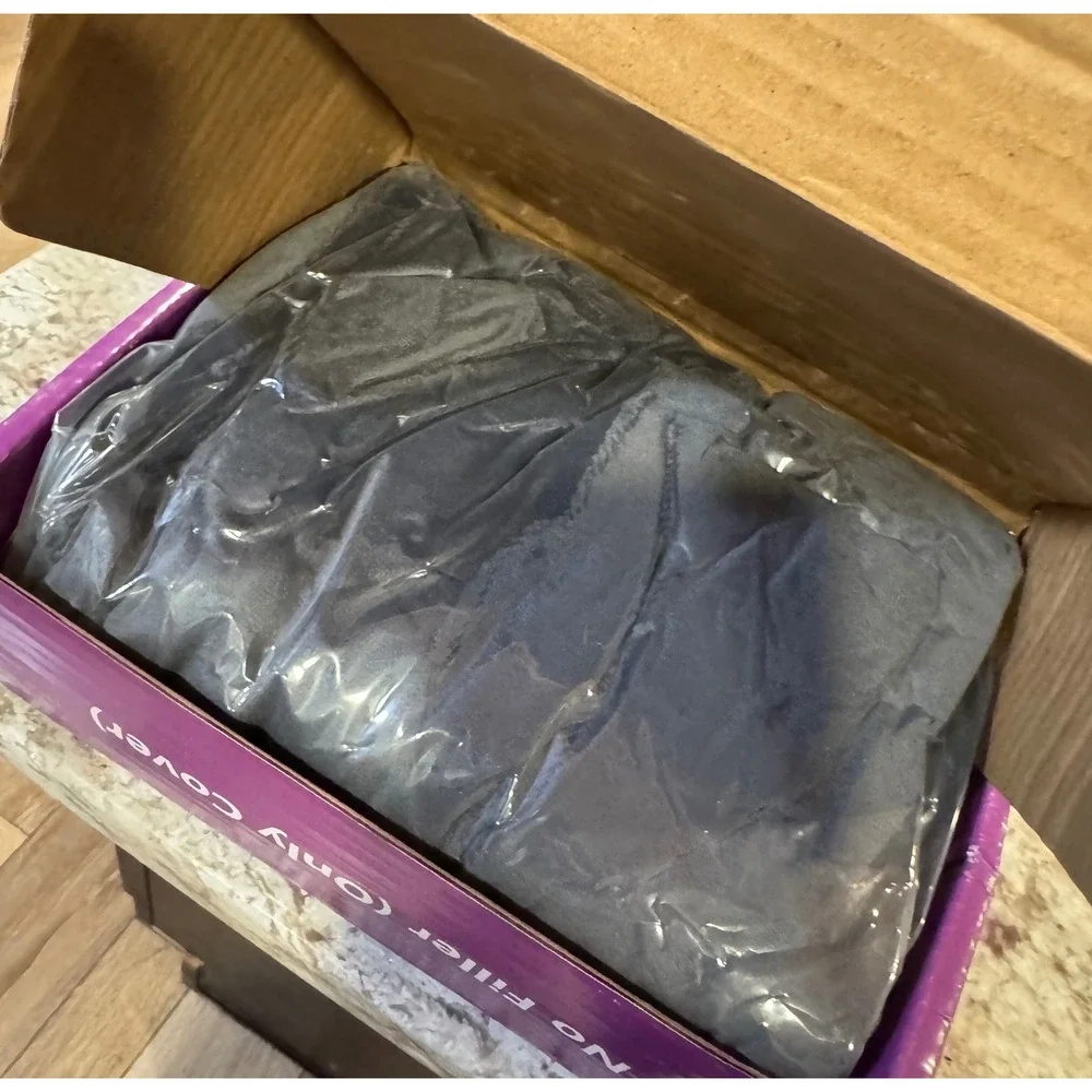 Unbranded soft plush