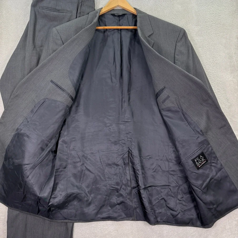 Jos A Bank Signature Collection Mens 48XL Gray Pinstripe Wool Silk Suit 38x36