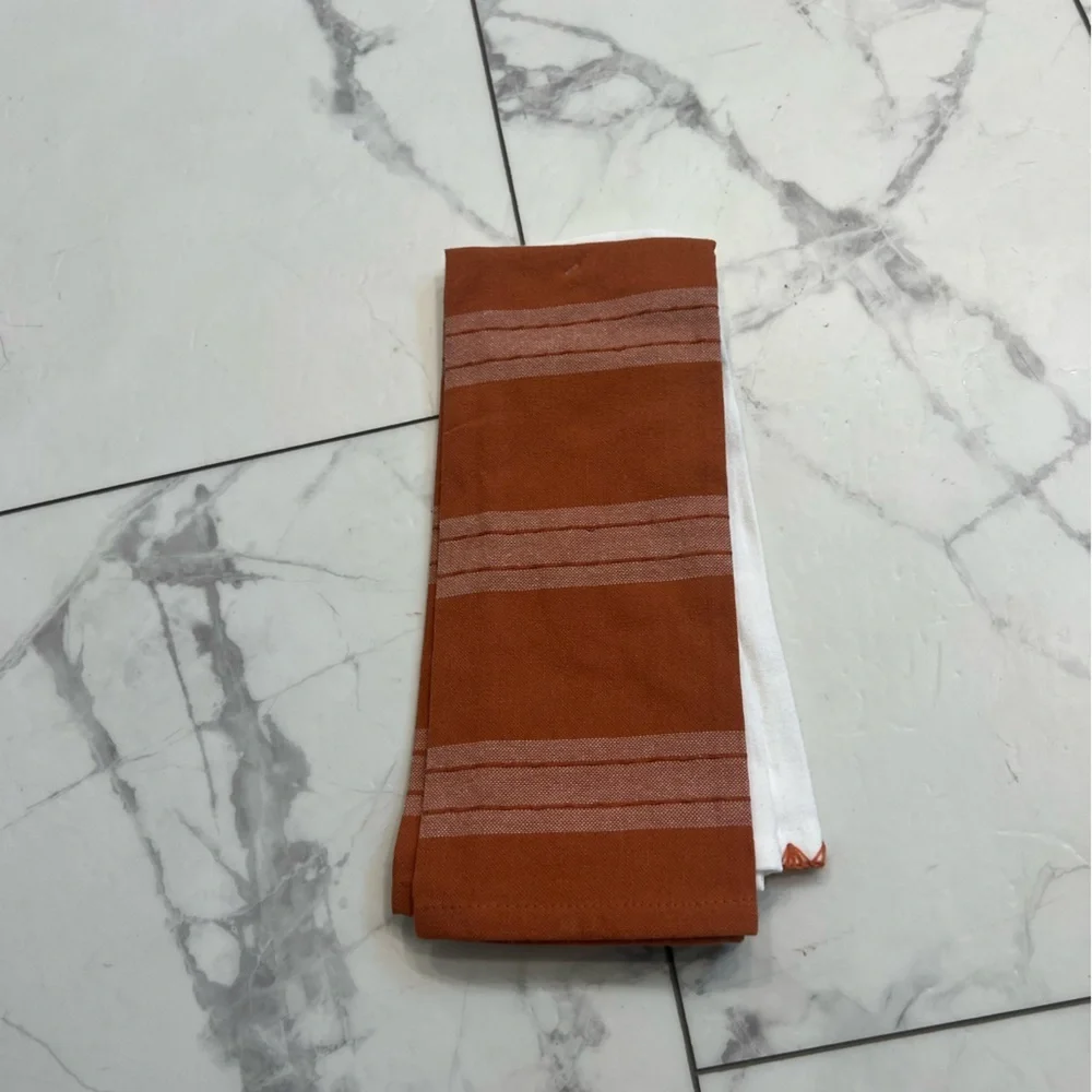 Target White and Orange Kitchen Linens Set -Plants are my soil mates