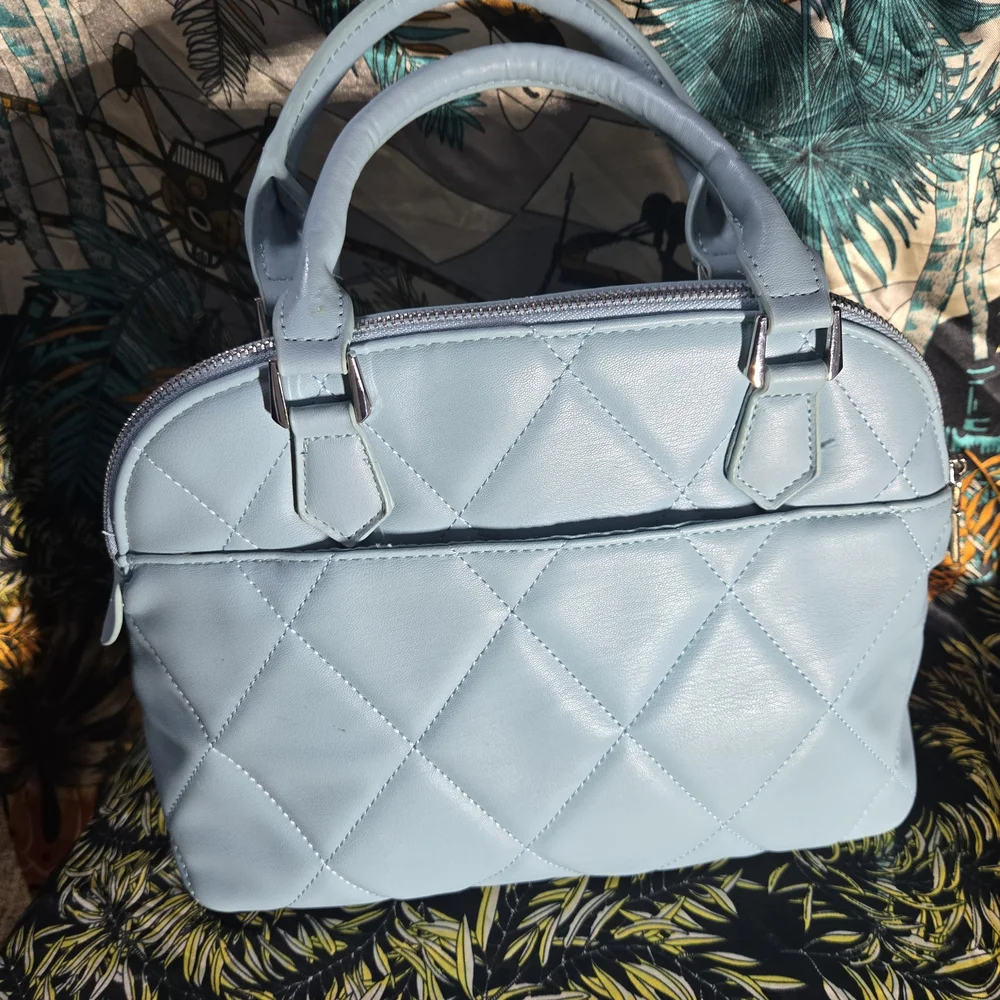 NWOT Badgley Mischka Sky Blue Quilted Satchel With Crossbody Strap