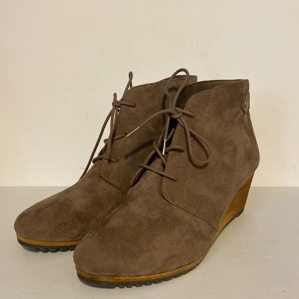 Dr. Scholl's Dynasty Tan Faux Suede Wedge Bootie -