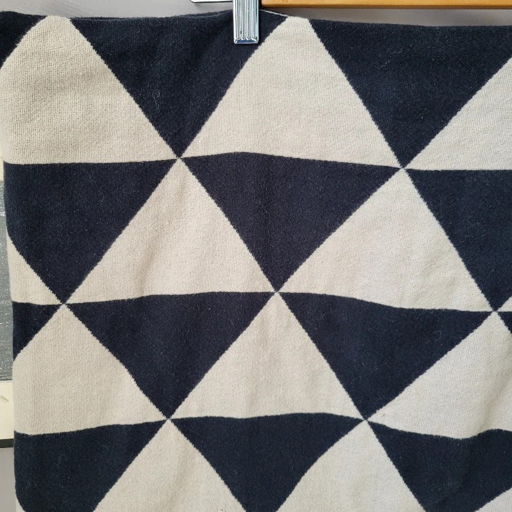 IKEA johanne fringe