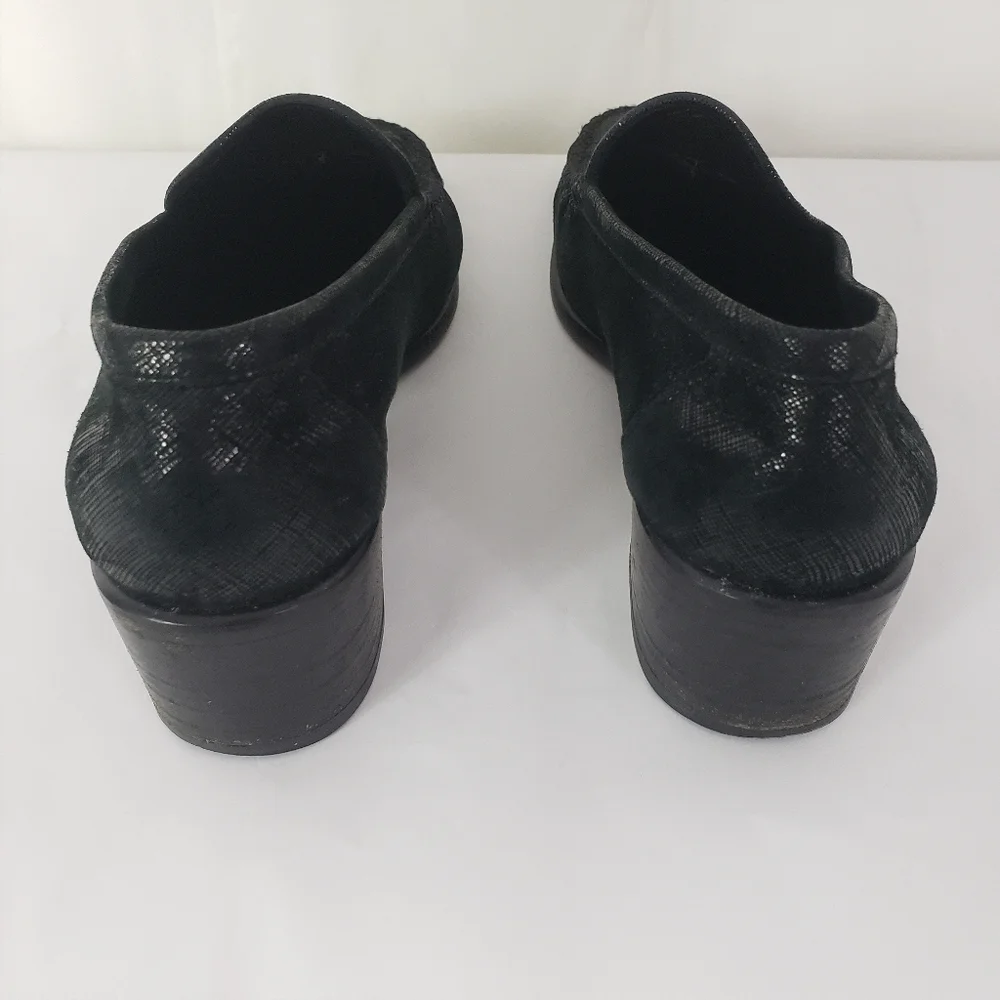 Stuart Weitzman loafer leather