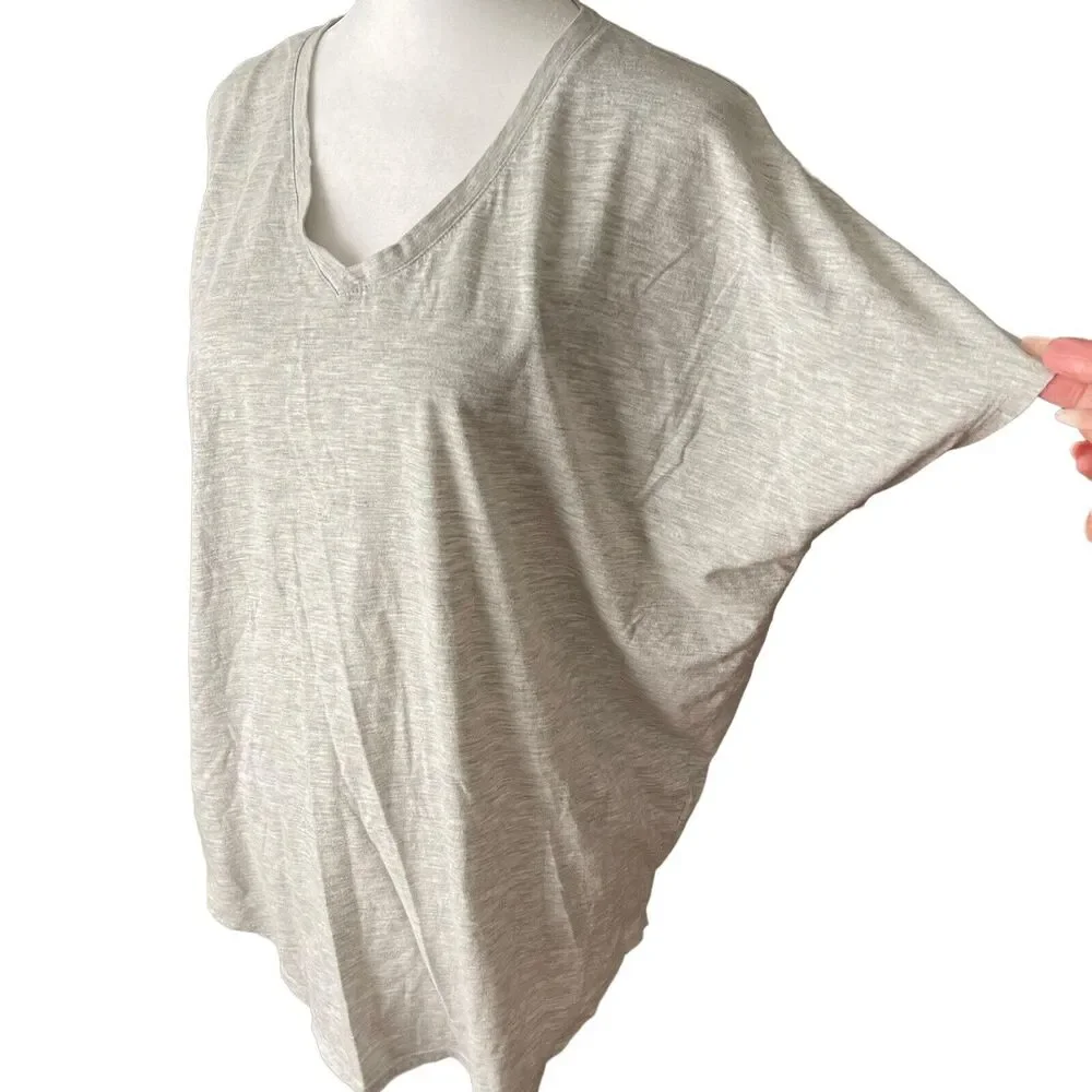 BP Small Blouse Light Heathered Gray Vneck Short Sleeve Dolman Boxy Top