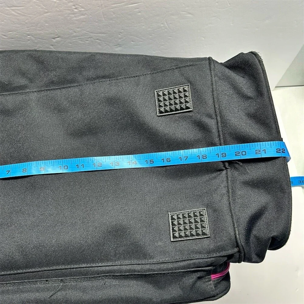 Reebok Vintage Duffle Gym Travel Bag Black Blue Straps Pink Zippers Mesh 90s