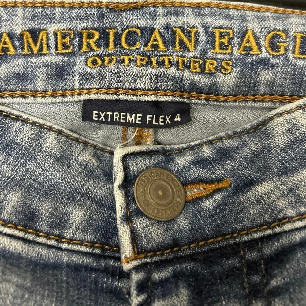 AMERICAN EAGLE Extreme Flex 4 Slim Straight Distressed Light Wash Jeans 36x34