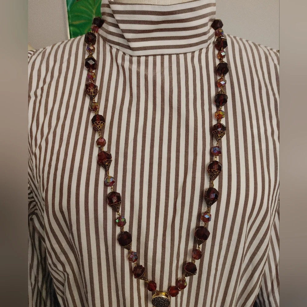 Versatile Gold tone and sim Ruby Red Beaded Necklace, Vtg West Germany (349)