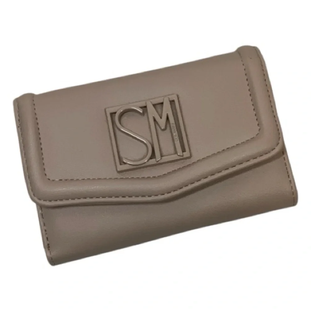 Steve Madden steve madden